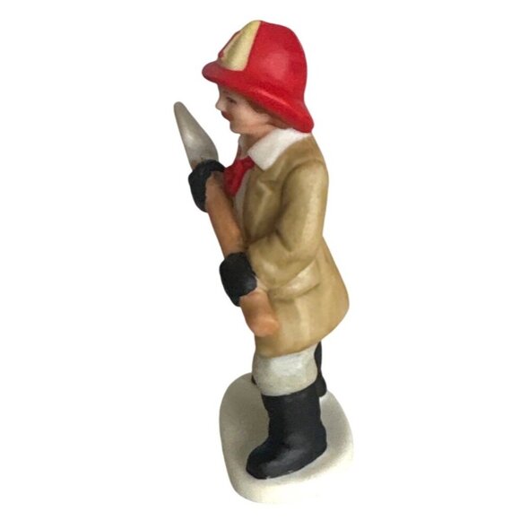 VTG‎ Lefton Colonial Village Fireman figurine, named "Bud Michaels" or Tom - Picture 2 of 6